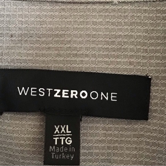 Men's Long-Sleeve Gray Dress Shirt with Spread Collar - Picture 2 of 5